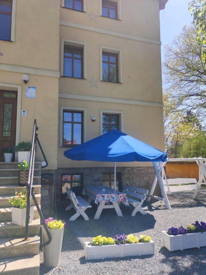 Willa Pod Gwiazdami & Spa Kudowa Zdroj Luaran gambar